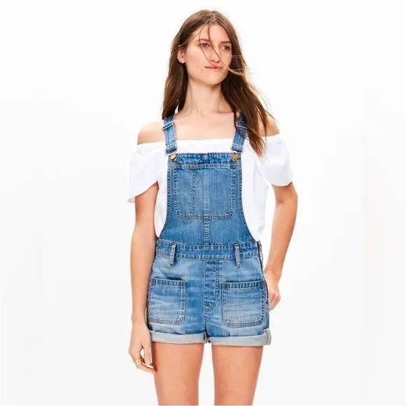 Madewell Adirondack Short Overalls in Isley Wash size S