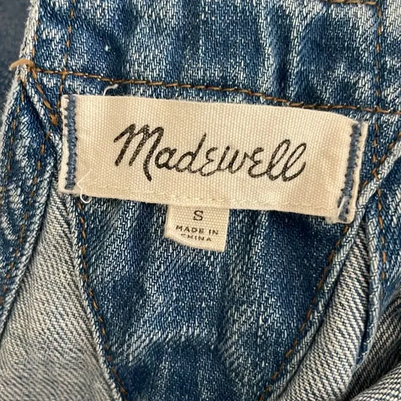 Madewell Adirondack Short Overalls in Isley Wash size S