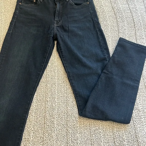 MOTHER The High Waisted Looker Jeans
