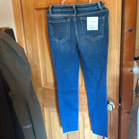 New with tags flying monkey black label jeans