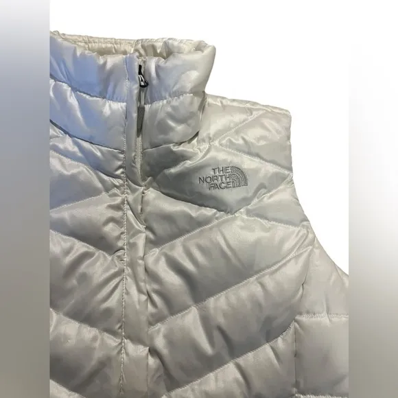 North Face Aconcagua 550 White Puffer Vest