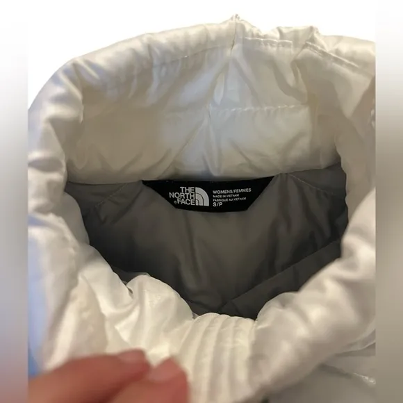 North Face Aconcagua 550 White Puffer Vest
