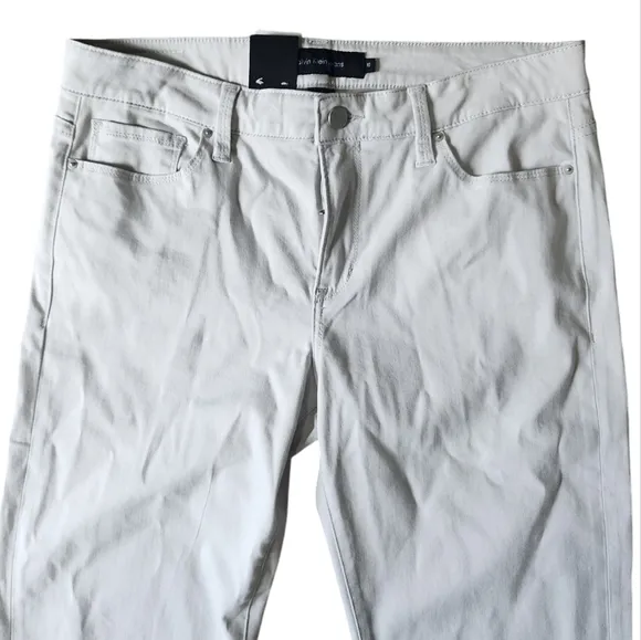 NWT CALVIN KLEIN Women's light grey skinny jeans, size 10, cotton, mid rise