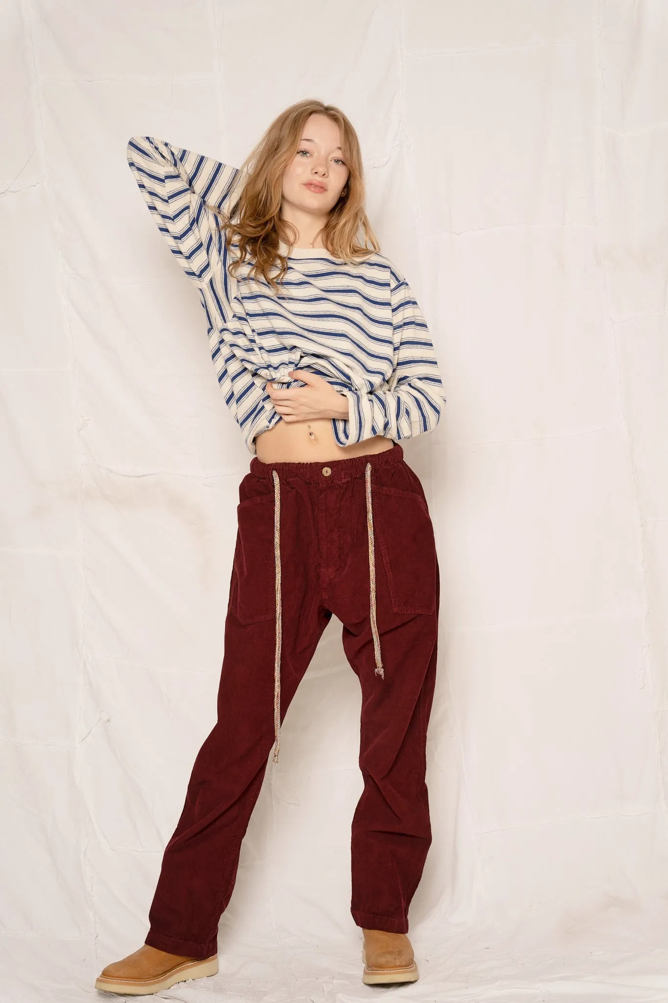 P38 Corduroy 16 Wales Deep Burgundy