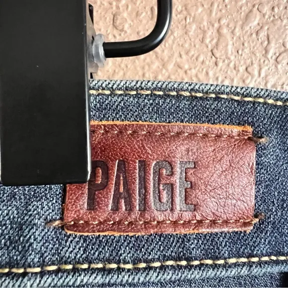 PAIGE Hoxton Straight Leg Jeans Size 31