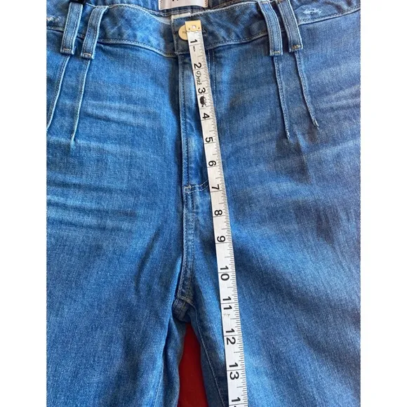 PAIGE Manhattan Jeans