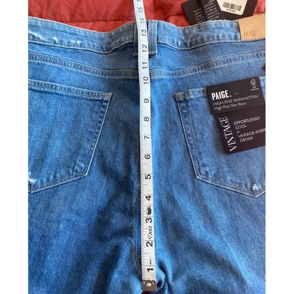 PAIGE Manhattan Jeans