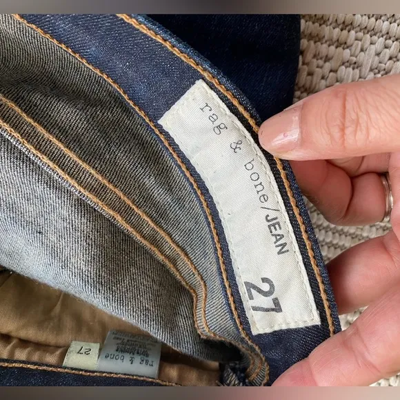 Rag &amp; Bone mid rise skinny jeans in size 27