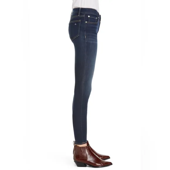 Rag &amp; Bone mid rise skinny jeans in size 27