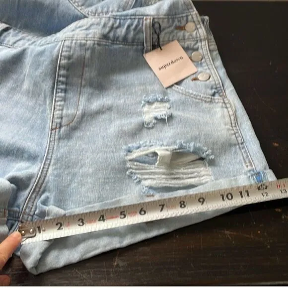Revolve Superdown Meghan Distressed Short Overalls Shortall Denim Light Wash L