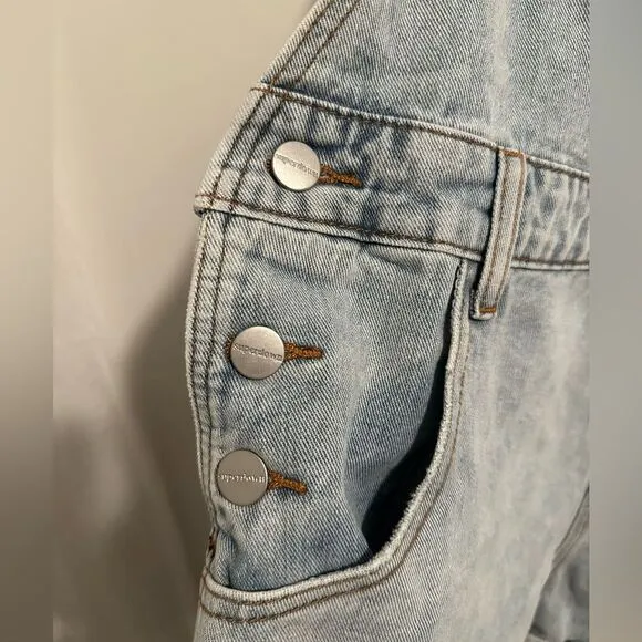 Revolve Superdown Meghan Distressed Short Overalls Shortall Denim Light Wash L