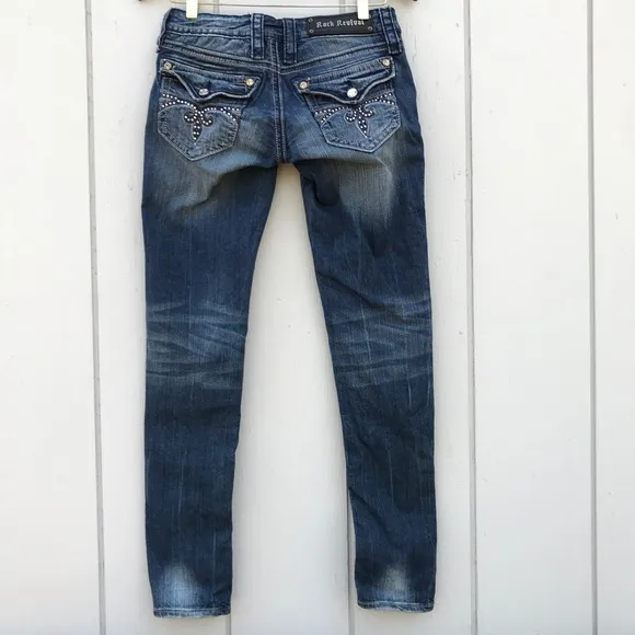 Rock Revival 🔥 Sora Skinny Distressed Jeans