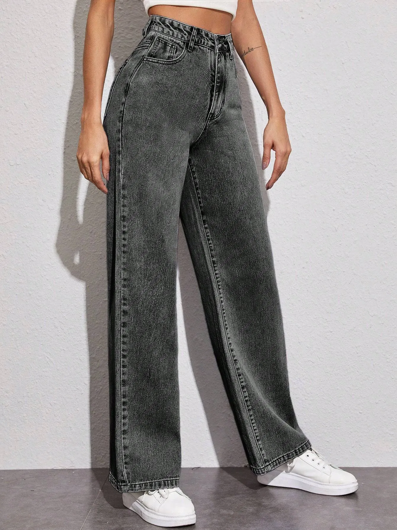 Runway Edge Ultra-Stretch Straight Jeans