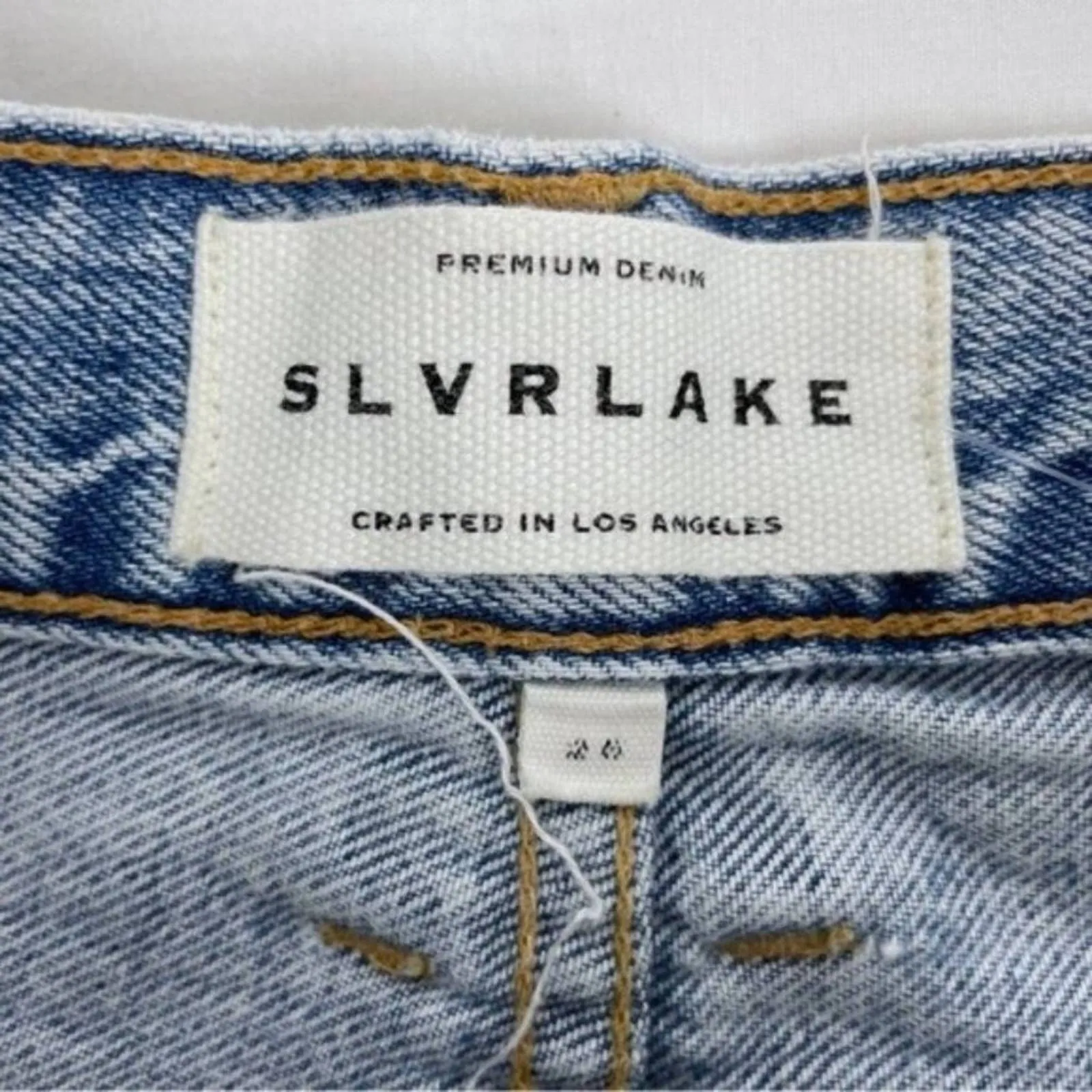 SLVRLAKE Dakota High Rise Relaxed Fit Crosby Light Acid Wash Denim Blue Jeans Size 26