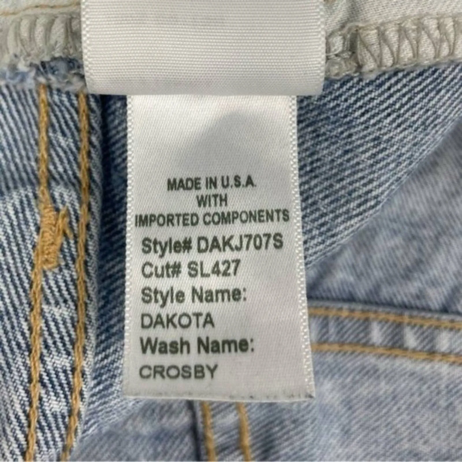 SLVRLAKE Dakota High Rise Relaxed Fit Crosby Light Acid Wash Denim Blue Jeans Size 26