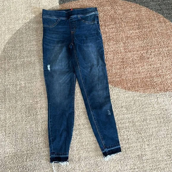 Spanx High Rise Pull On Skinny Jeans Medium Wash with Raw Hem Size Small