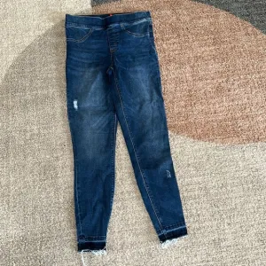 Spanx High Rise Pull On Skinny Jeans Medium Wash with Raw Hem Size Small
