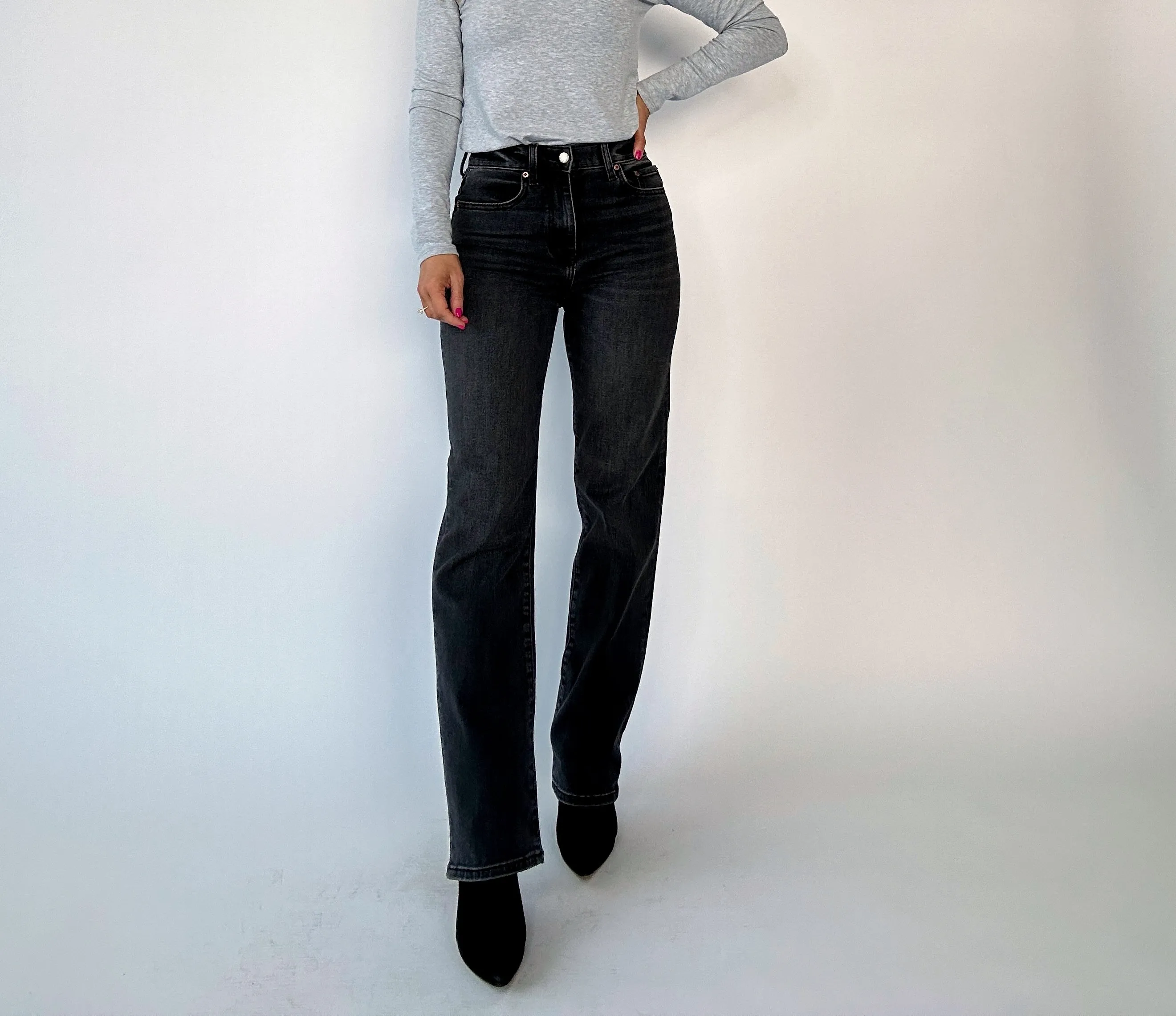 Sundaze High Rise Vintage Straight Jeans - Black