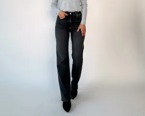 Sundaze High Rise Vintage Straight Jeans - Black