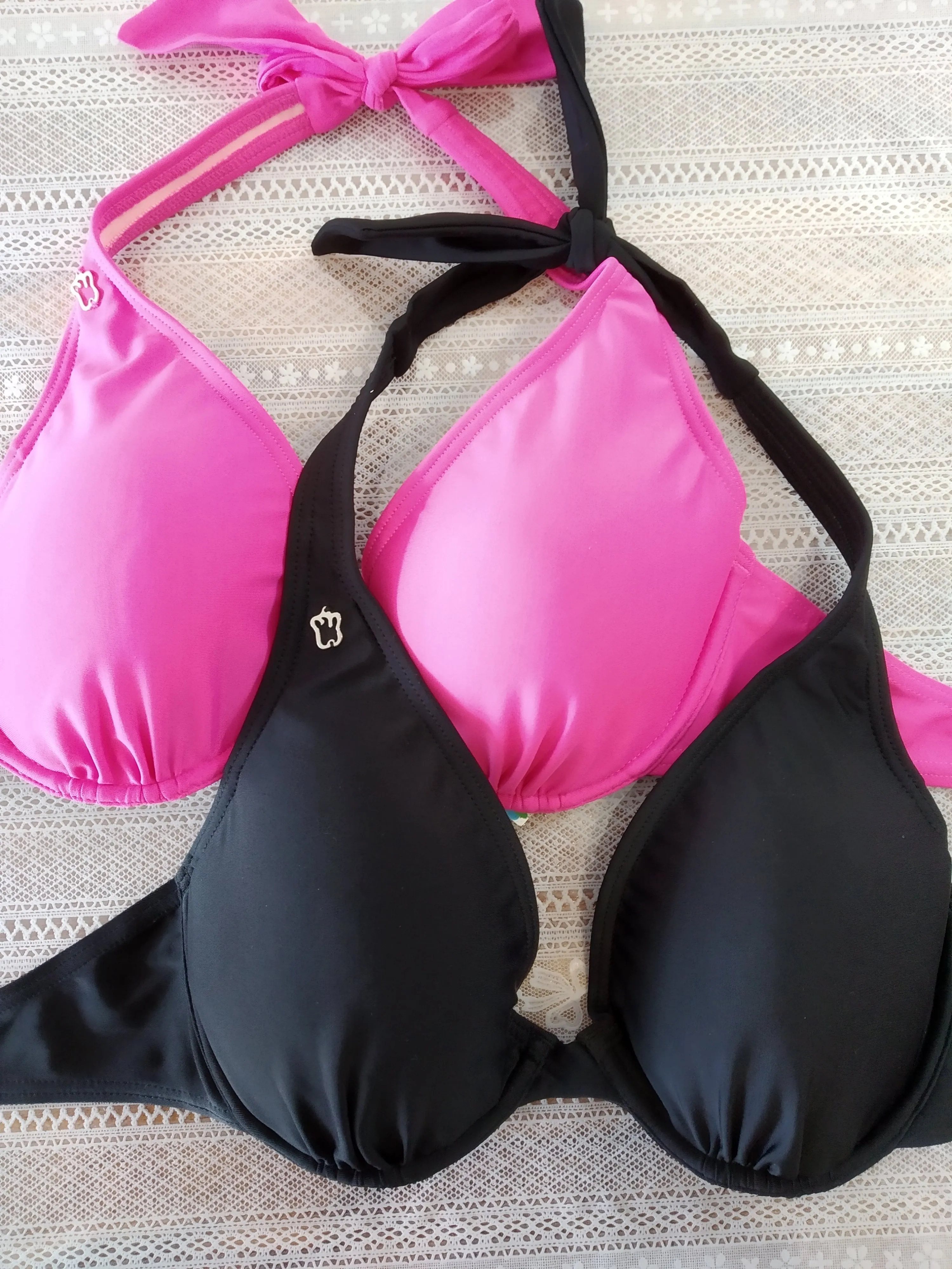Sunny Day Halter Cup D