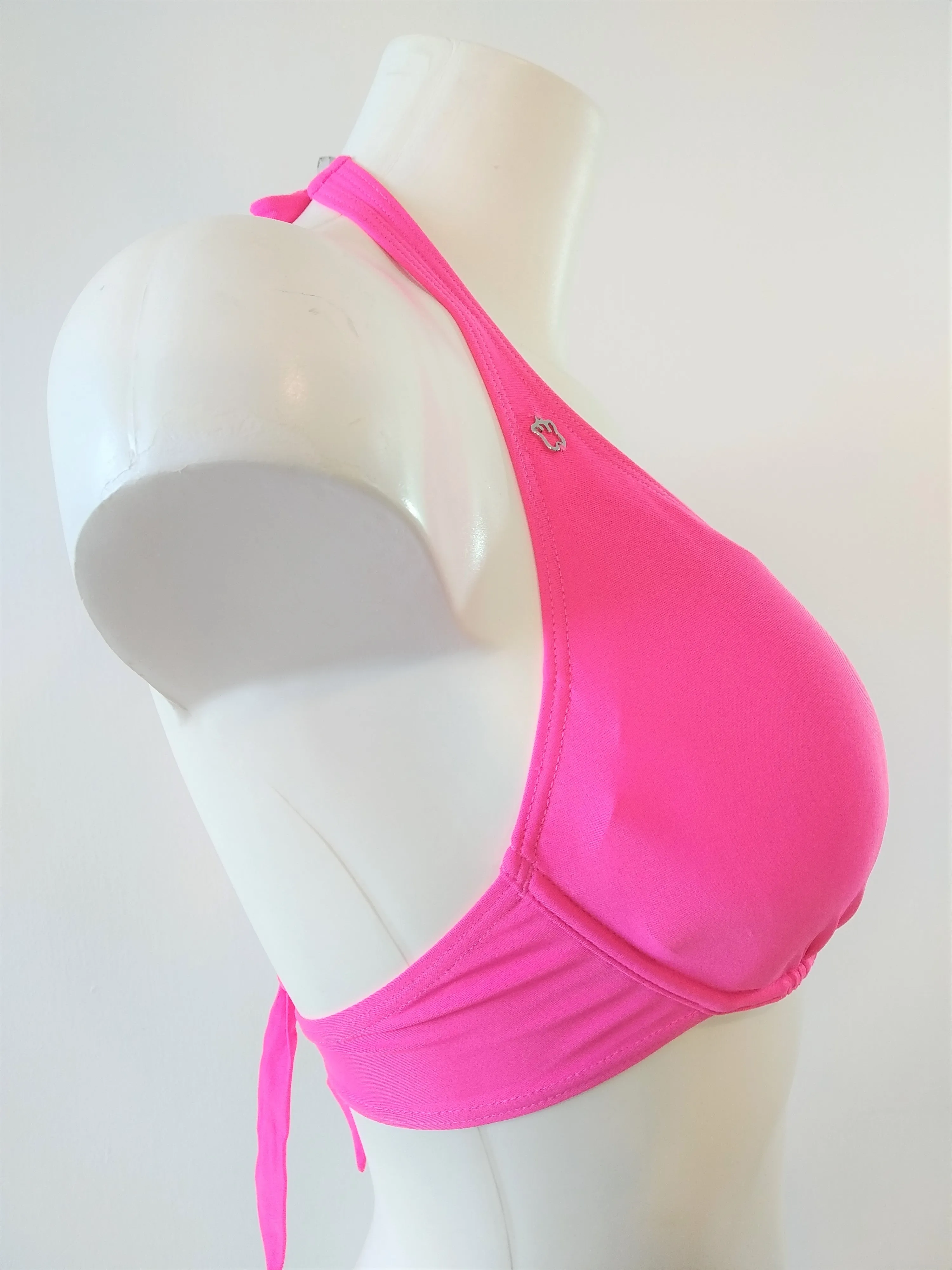 Sunny Day Halter Cup D