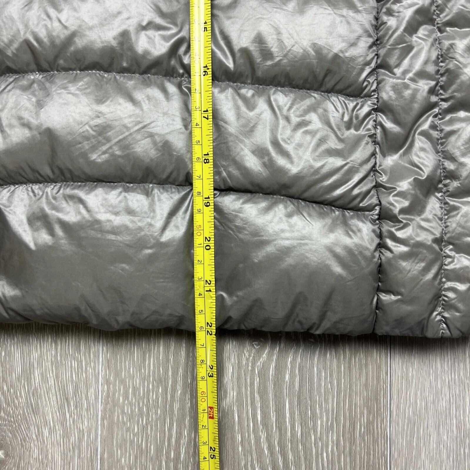 Uniqlo Grey Womens Hooded Full Zip Duck Down Puffer Jacket Size XS