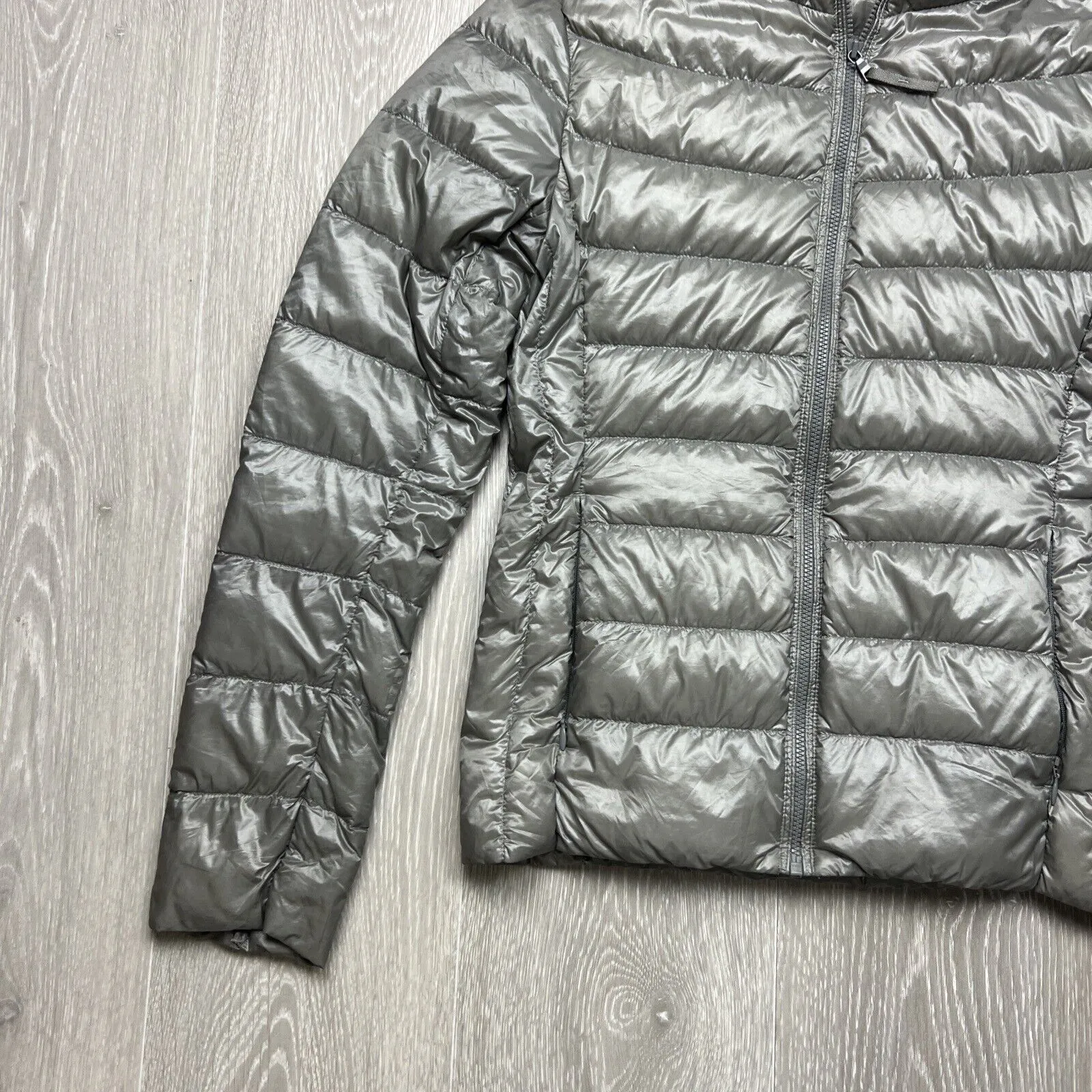 Uniqlo Grey Womens Hooded Full Zip Duck Down Puffer Jacket Size XS