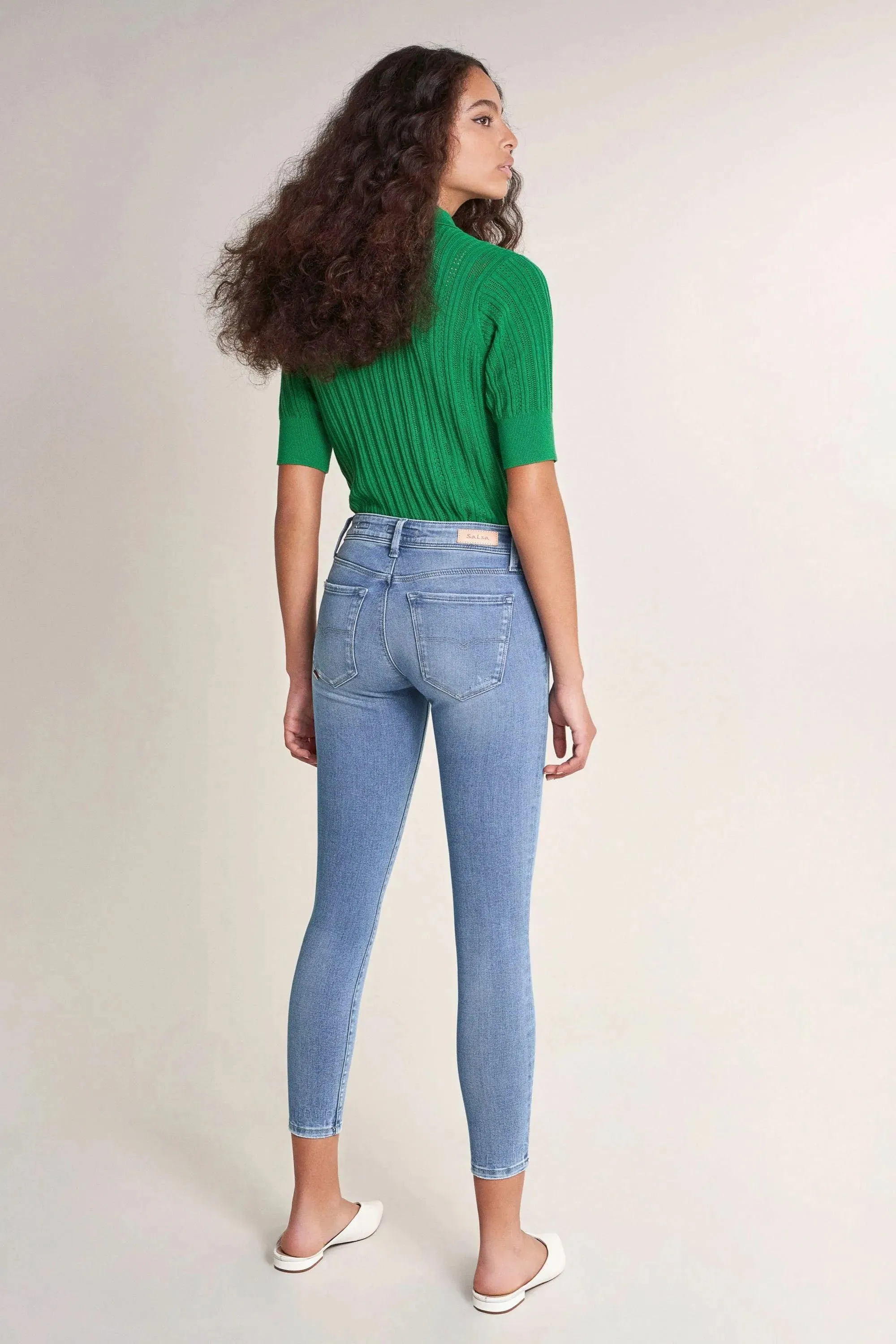 VAQUEROS COLETTE CAPRI DENIM CLARO
