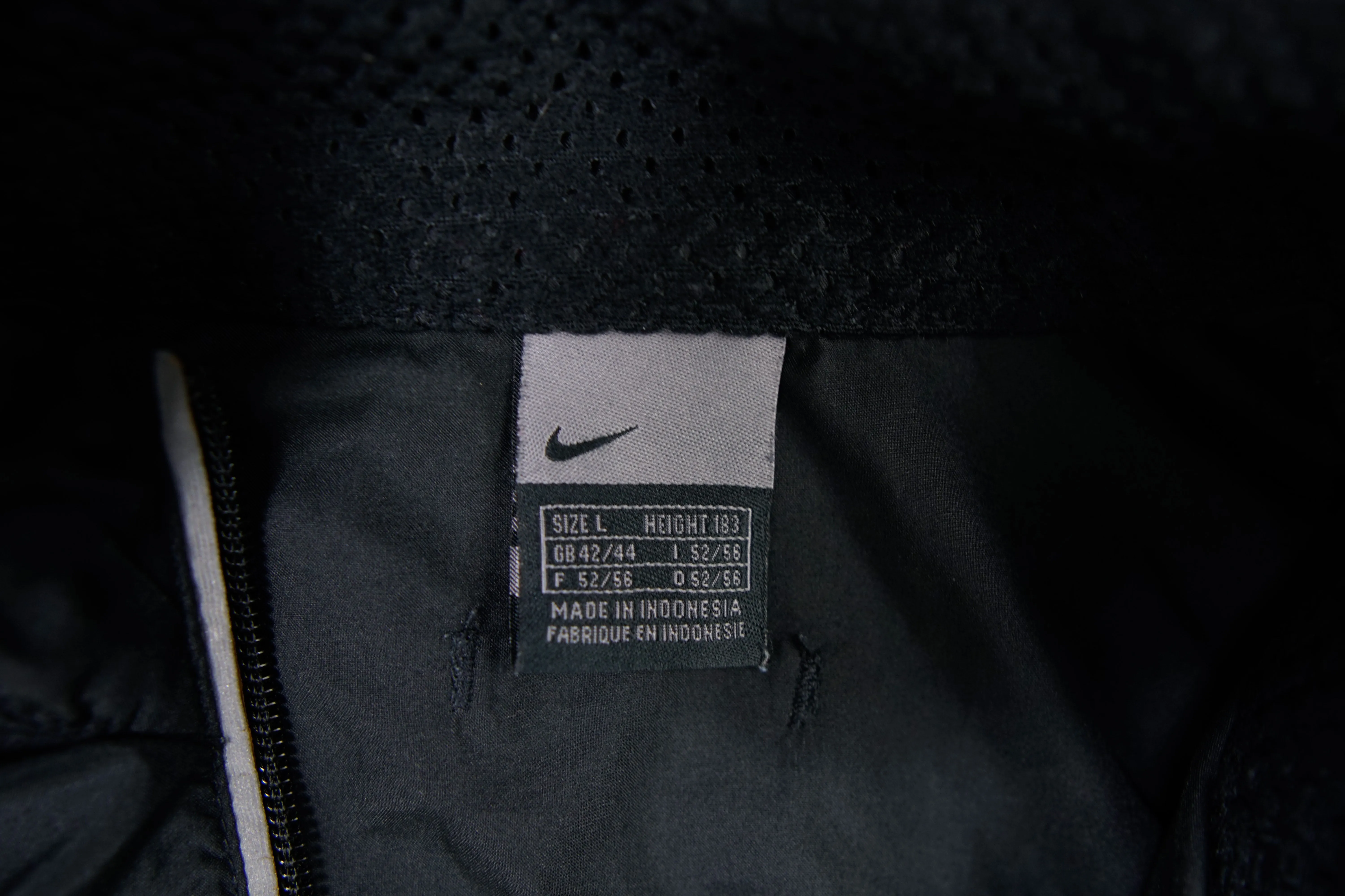 Vintage Nike Wind Jacket | L