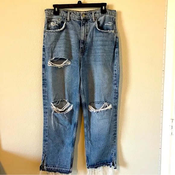 We The Free Lita Light Wash Distressed  High-Waisted Slim-Leg Jeans