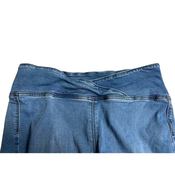 We the Free Sz 32 Venice Beach Pull On Super Flare Crossover Waist Jeans Hippie