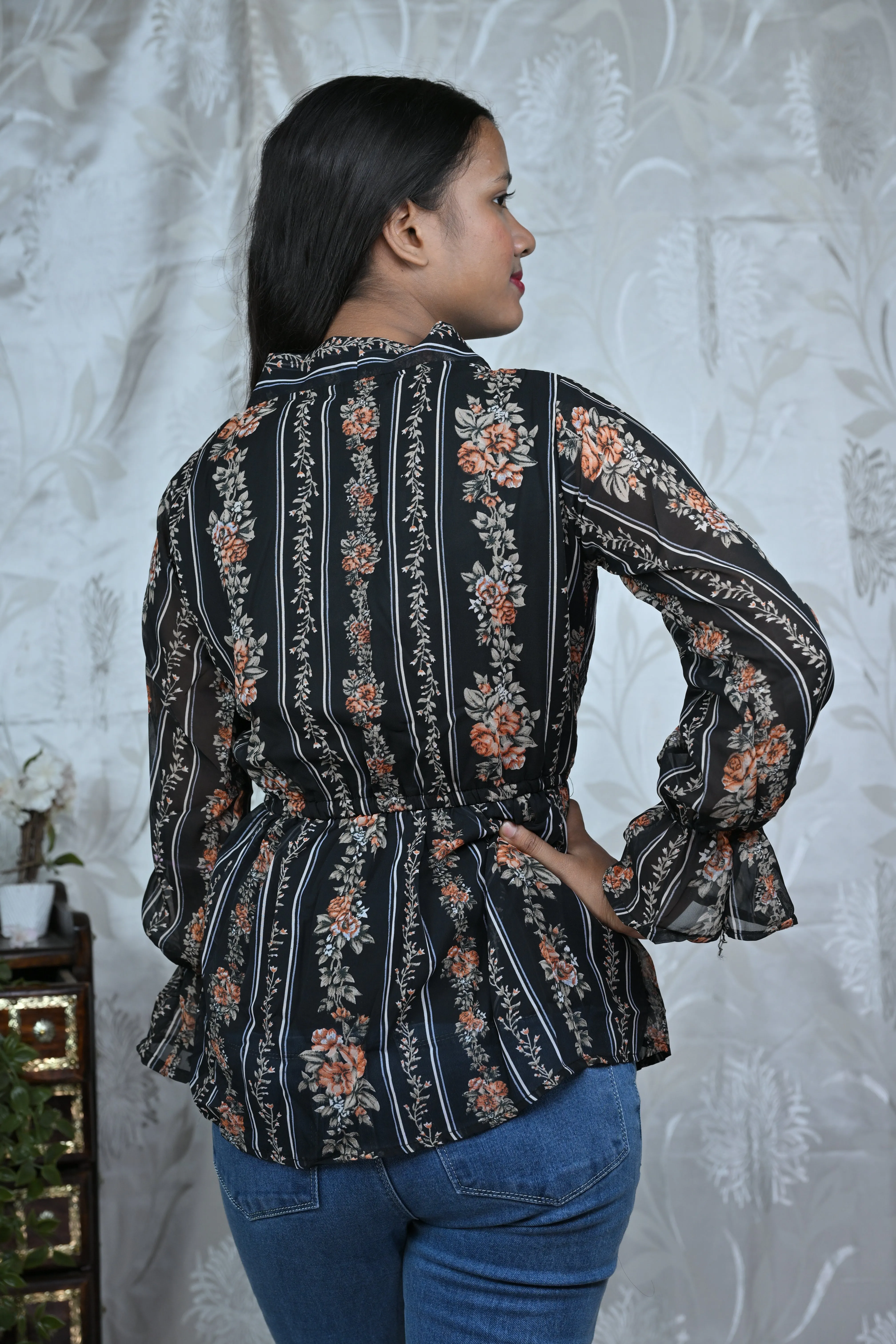 Women Floral Printed Tie-Up Peplum Top