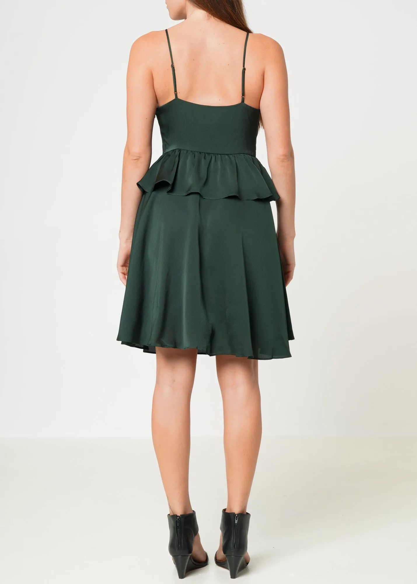 Women's Deep V-neck Ruffle Baby Doll Dress In Hunter Green