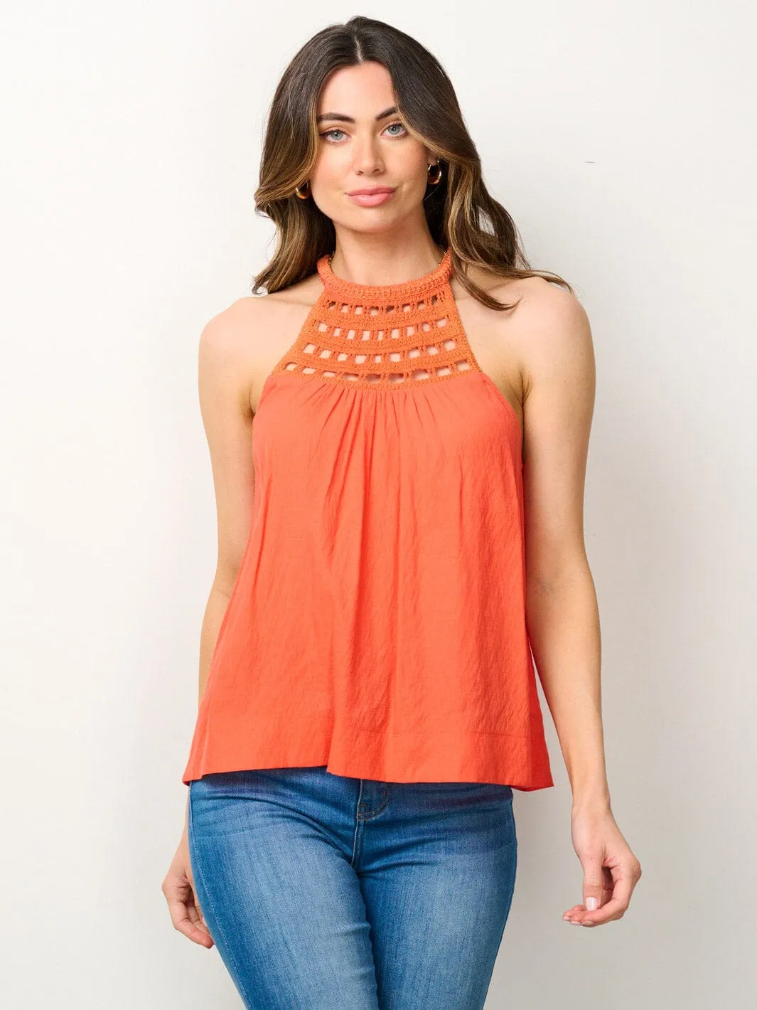 WOMEN'S SLEEVELESS HALTER NECK TANK TOP