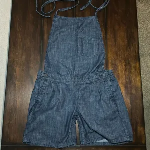 Wrangler Jean Short Overalls - RARE Spaghetti Straps Open Back Dark Wash Size 1