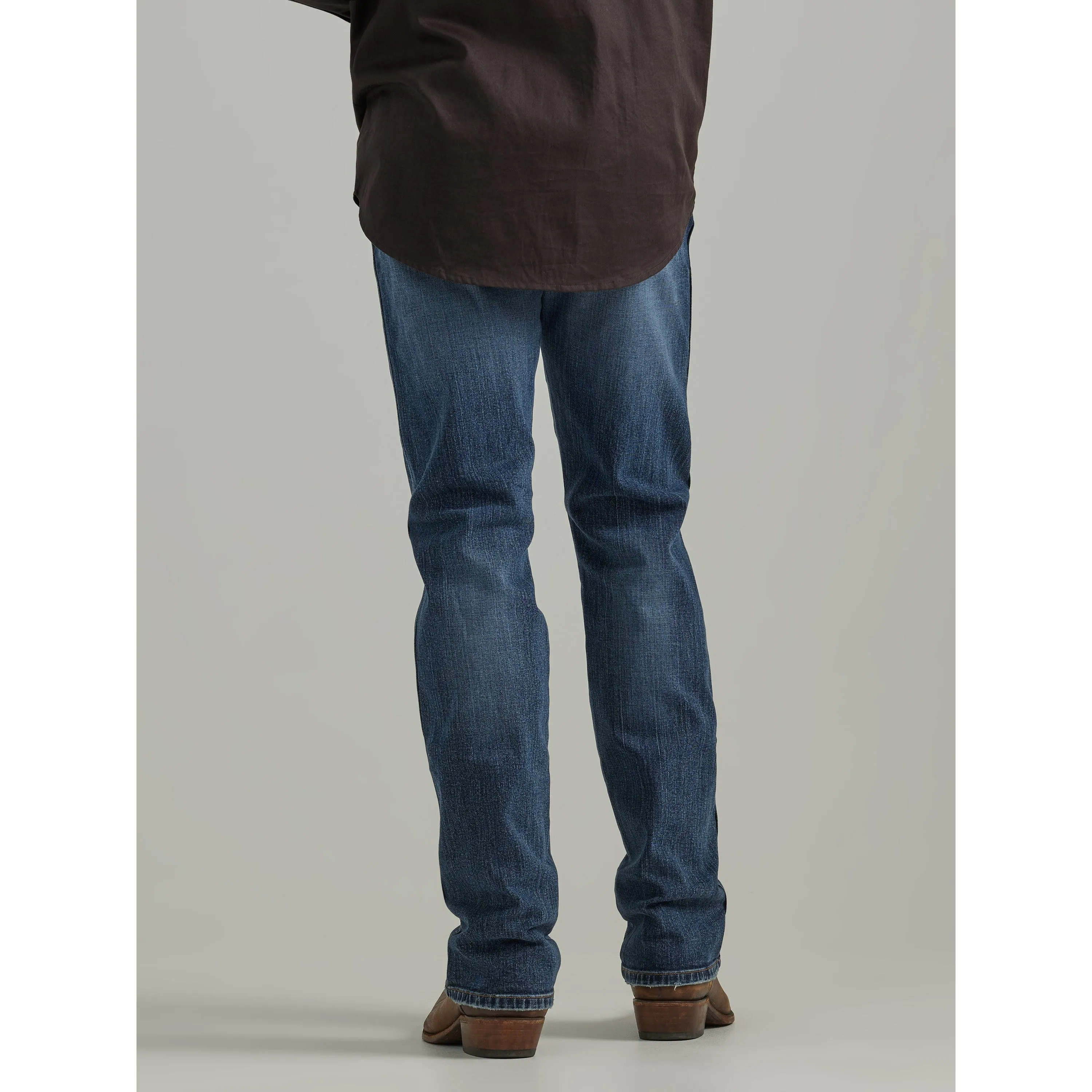 Wrangler Men's Retro Gaffrey Slim Straight Jean