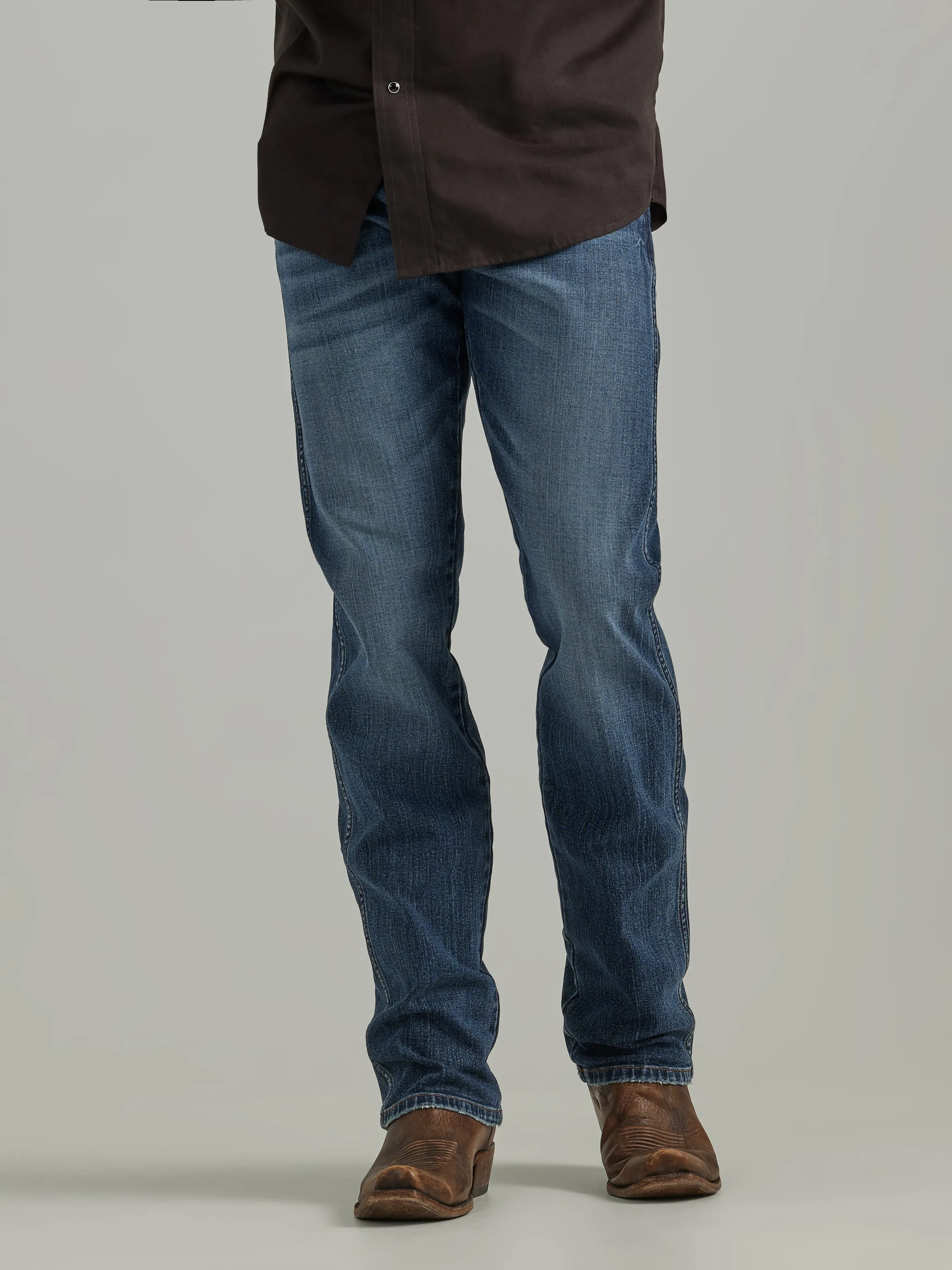 Wrangler Men's Retro Gaffrey Slim Straight Jean