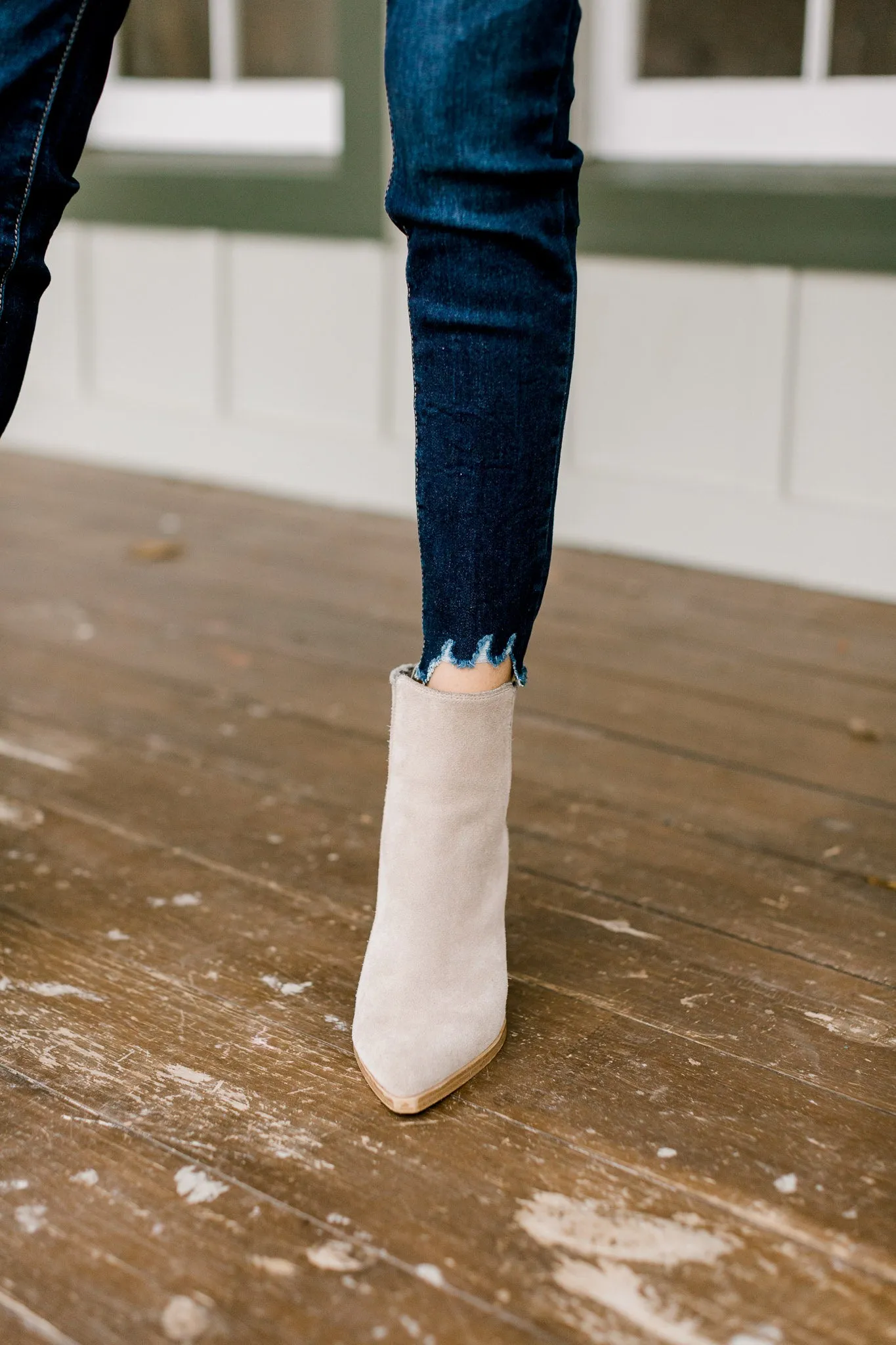 X Kancan Hi Rise Ankle Skinny w Frayed Hem