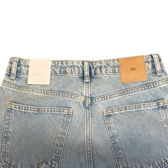ZARA JEANS | SZ 6 | HIGH WAIST | STRAIGHT LEG | ANKLE LENGTH | LIGHT BLUE | NWT