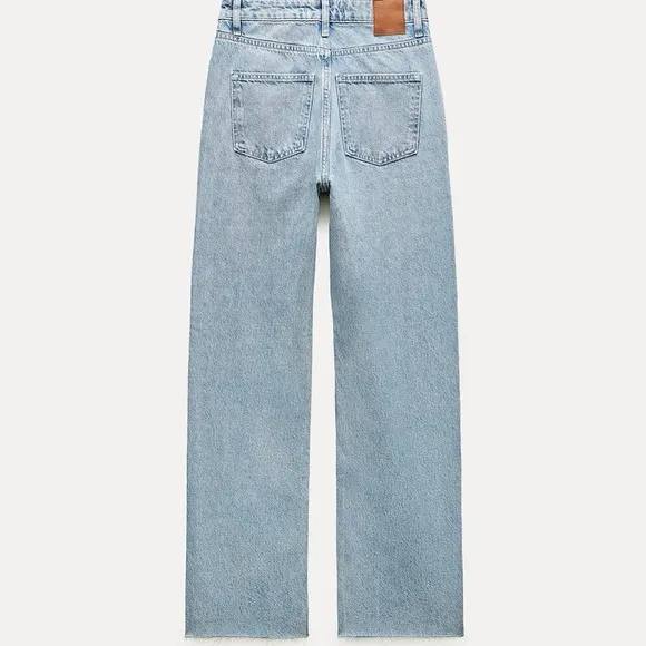 ZARA JEANS | SZ 6 | HIGH WAIST | STRAIGHT LEG | ANKLE LENGTH | LIGHT BLUE | NWT