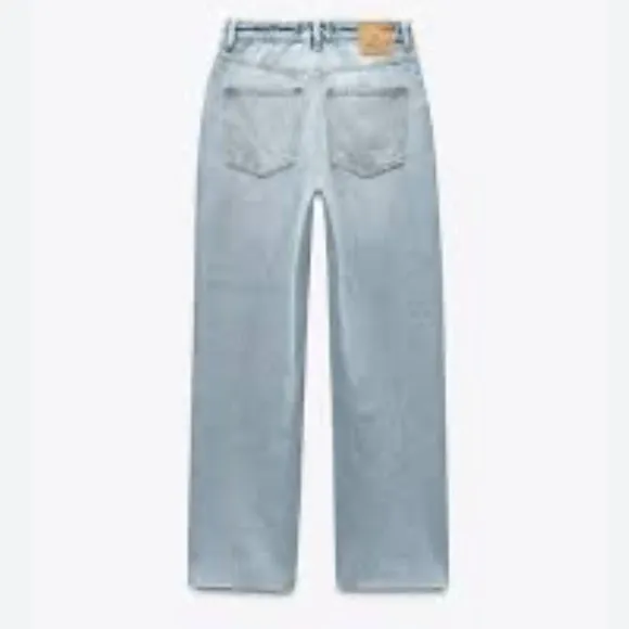 ZARA JEANS | SZ 6 | HIGH WAIST | STRAIGHT LEG | ANKLE LENGTH | LIGHT BLUE | NWT